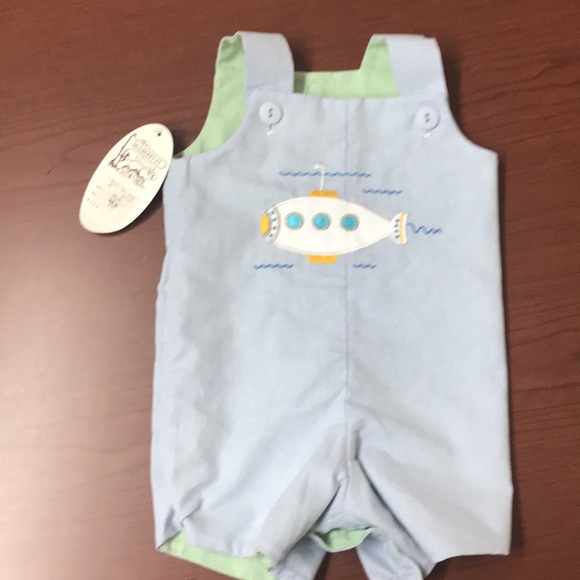 New with tags from Mulberry St. reversible size 9m - Picture 3 of 8